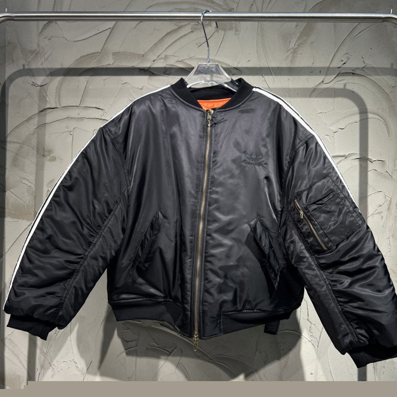 Ba*len*cia*ga coats